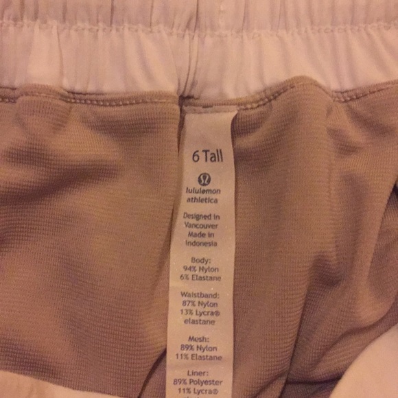 Alo Yoga sports bra and Lululemon running short - Picture 5 of 6